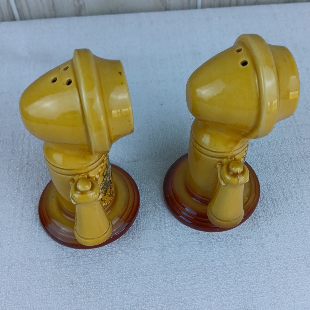 VTG Mustard Yellow Salt Pepper Shakers Of Antique Telephone w/ sunflower accent. - Picture 6 of 11